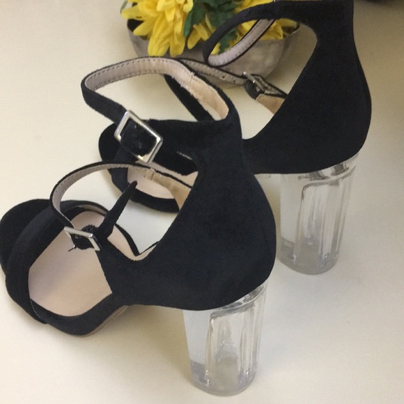 Meet your Posher, Charmaine - Picture 3 of 3